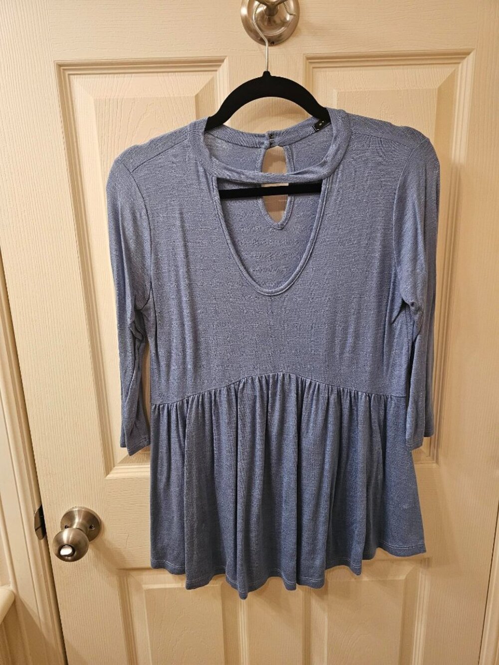 Staccato Medium Slate Blue Peephole Babydoll Blouse w / 3/4 Sleeves